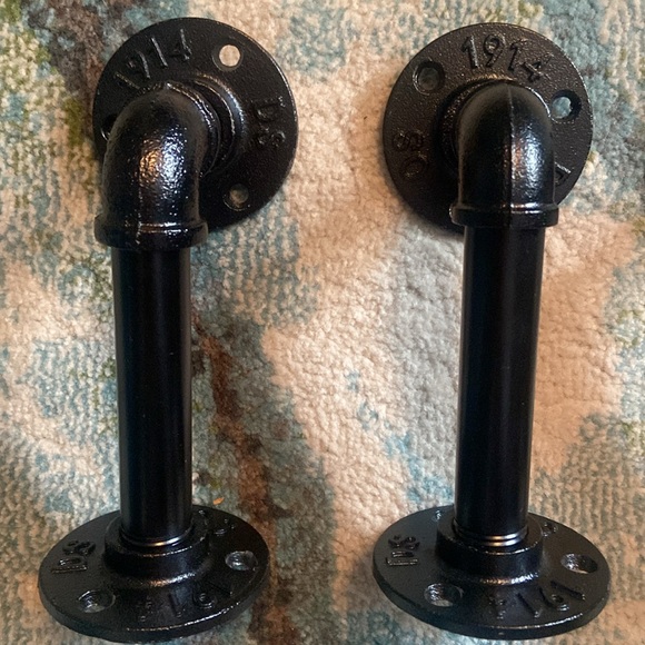 3 pairs of Industrial Shelf Brackets 5 x 3 in. - Picture 2 of 10